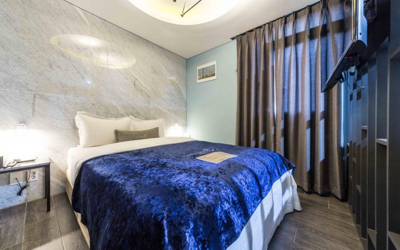 Design Hotel Ddeul& Osan Экстерьер фото